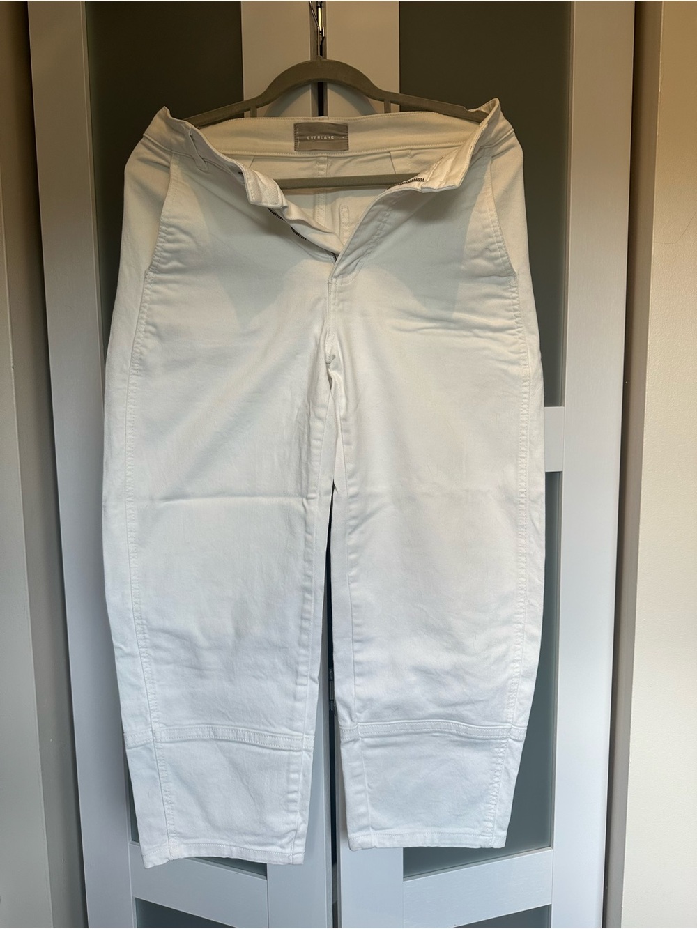 Everlane white barrel jeans